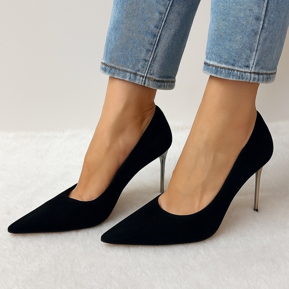 Sam Edelman Black and Gold Stiletto Heels 🖤💛 - Picture 1 of 9